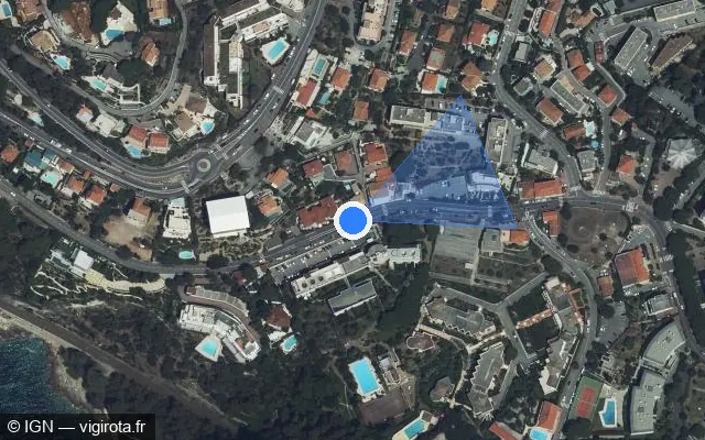 Vue satellite de l'emplacement du radar fixe à Roquebrune-Cap-Martin sur Avenue Paul Doumer / D 52