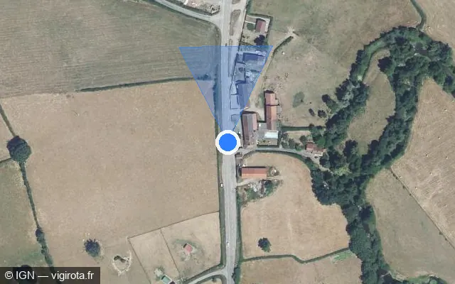 Vue satellite de l'emplacement du radar fixe à Dracy-Saint-Loup sur Route d'Arnay-le-Duc / D 681