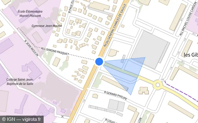 Vue plan de l'emplacement du radar de feu rouge à Bourges sur Avenue de Lattre de Tassigny