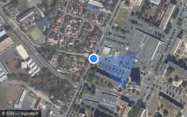 Vue satellite de l'emplacement du radar de feu rouge à Bourges sur Avenue de Lattre de Tassigny