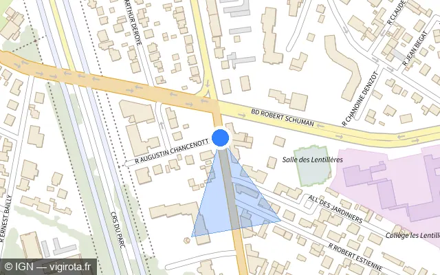 Vue plan de l'emplacement du radar de feu rouge à Longvic sur Rue de Longvic