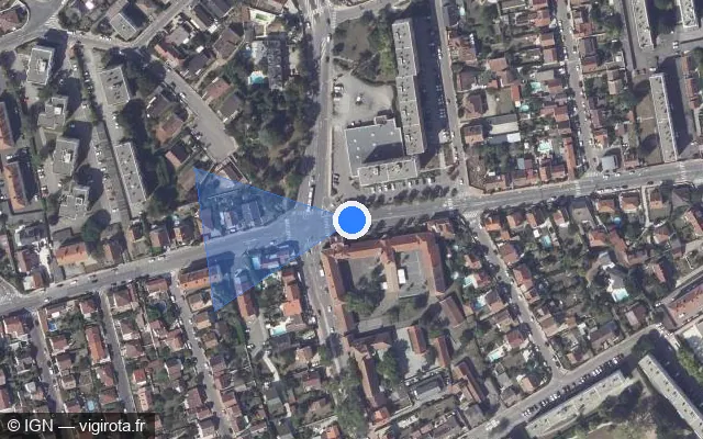 Vue satellite de l'emplacement du radar de feu rouge à Dijon sur Avenue Gustave Eiffel / M 108G
