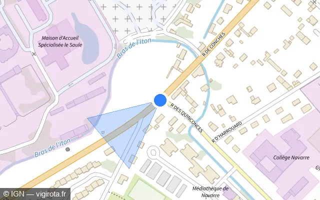 Vue plan de l'emplacement du radar de feu rouge à Évreux sur Rue de Conches / D 830