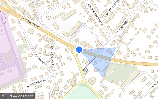 Vue plan de l'emplacement du radar de feu rouge à Évreux sur Rue Pierre Semard / D 1013