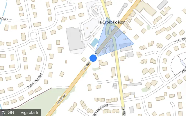 Vue plan de l'emplacement du radar de feu rouge à Monnaie sur Rue Nationale / D 910