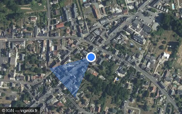 Vue satellite de l'emplacement du radar de feu rouge à Monnaie sur Rue Nationale / D 910
