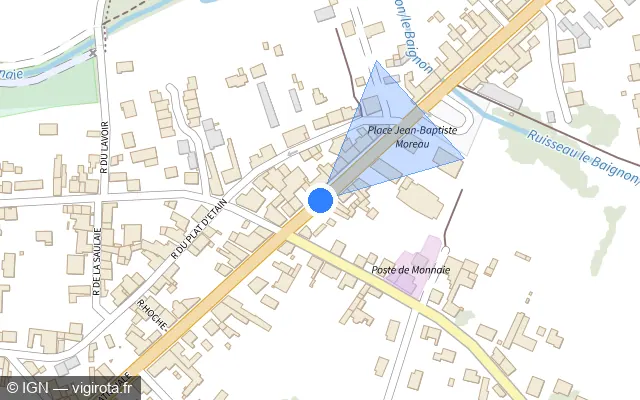 Vue plan de l'emplacement du radar de feu rouge à Monnaie sur Rue Nationale / D 910