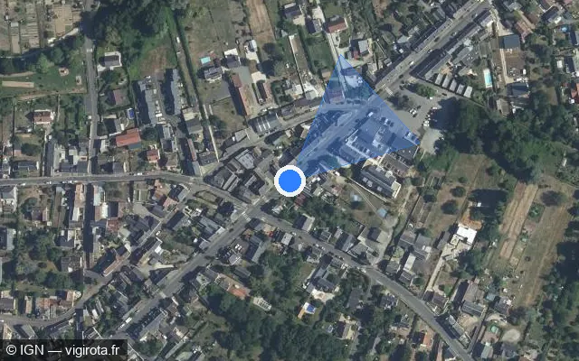 Vue satellite de l'emplacement du radar de feu rouge à Monnaie sur Rue Nationale / D 910