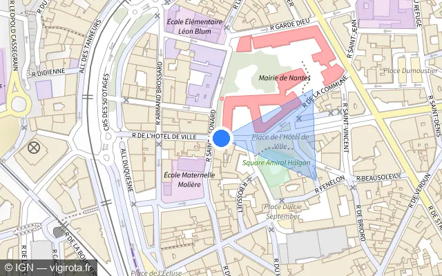 Vue plan de l'emplacement du radar de feu rouge à Nantes sur Rue de l'Hôtel de Ville