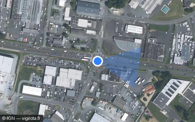 Vue satellite de l'emplacement du radar de feu rouge à Saint-Léger-sous-Cholet sur Boulevard du Maine / D 13