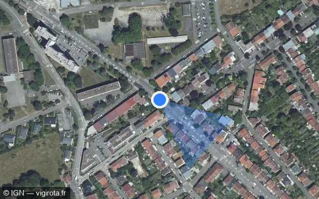 Vue satellite de l'emplacement du radar de feu rouge à Vandœuvre-lès-Nancy sur Boulevard des Aiguillettes