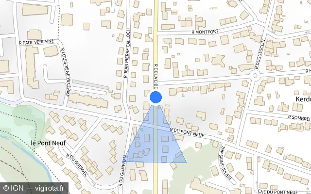 Vue plan de l'emplacement du radar de feu rouge à Auray sur Rue de la Libération