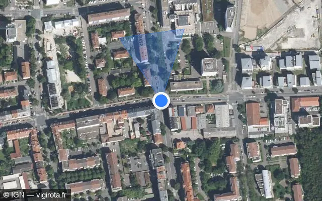 Vue satellite de l'emplacement du radar de feu rouge à Metz sur Avenue André Malraux / M 913