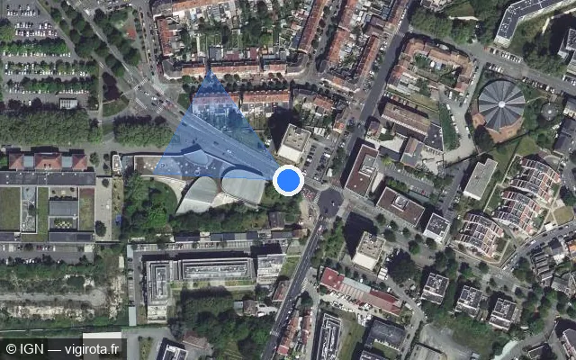 Vue satellite de l'emplacement du radar de feu rouge à Loos sur Rue Gustave Courbet