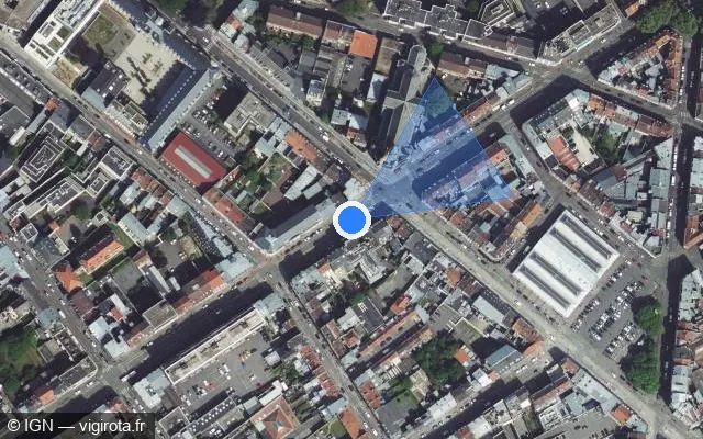 Vue satellite de l'emplacement du radar de feu rouge à Lille sur Rue Nationale