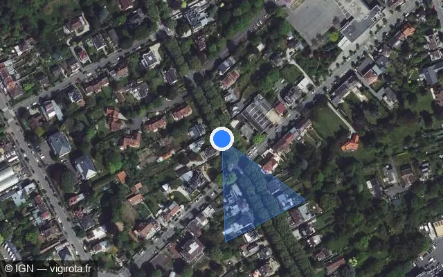 Vue satellite de l'emplacement du radar de feu rouge à Lambersart sur Avenue de l'Hippodrome / M 751