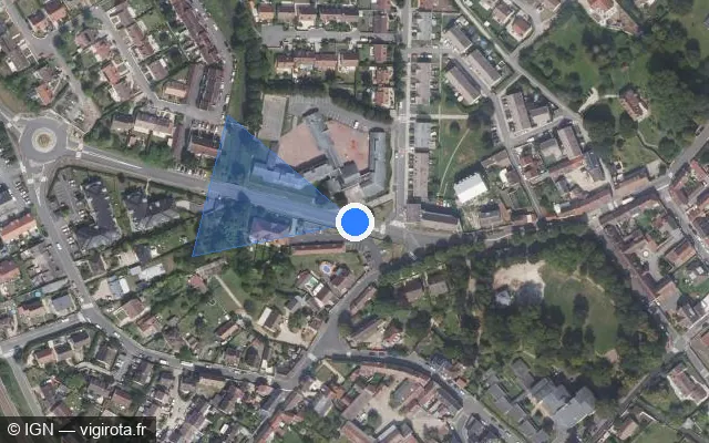 Vue satellite de l'emplacement du radar de feu rouge à Chambly sur Route de Gisors / D 105
