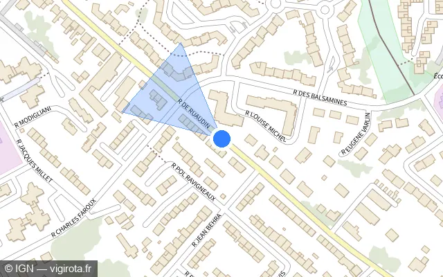 Vue plan de l'emplacement du radar de feu rouge à Le Mans sur Rue de Ruaudin / D 142