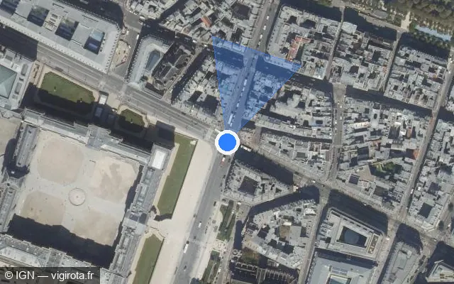 Vue satellite de l'emplacement du radar de feu rouge à Paris sur Rue du Louvre