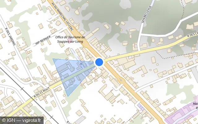 Vue plan de l'emplacement du radar de feu rouge à Souppes-sur-Loing sur Rue du 21 Août / D 207a