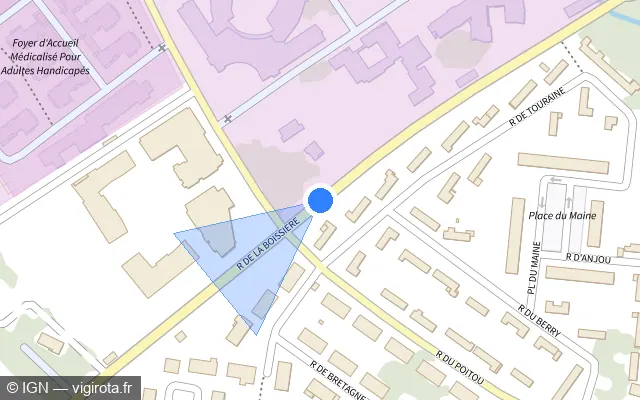 Vue plan de l'emplacement du radar de feu rouge à Plaisir sur Rue de la Boissière / D 11