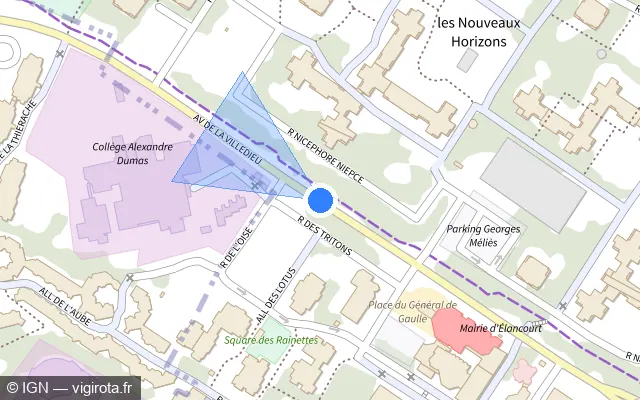 Vue plan de l'emplacement du radar de feu rouge à Élancourt sur Avenue de la Villedieu