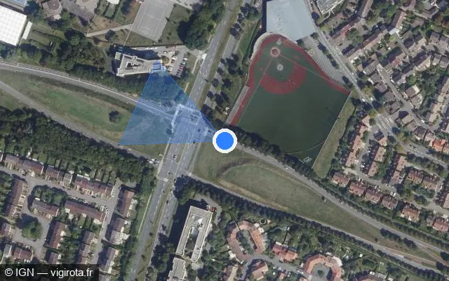 Vue satellite de l'emplacement du radar de feu rouge à Montigny-le-Bretonneux sur Avenue du Général Leclerc
