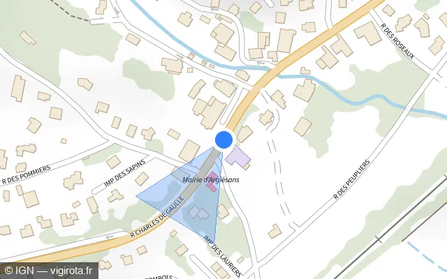 Vue plan de l'emplacement du radar de feu rouge à Argiésans sur Rue Charles de Gaulle / D 83