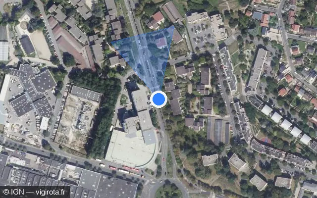 Vue satellite de l'emplacement du radar de feu rouge à Les Ulis sur Avenue des Cévennes