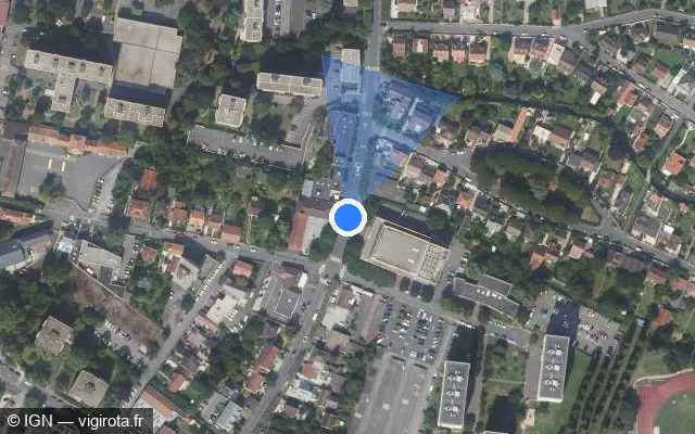 Vue satellite de l'emplacement du radar de feu rouge à Longjumeau sur Avenue du Général de Gaulle