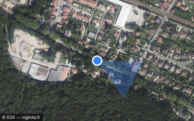 Vue satellite de l'emplacement du radar de feu rouge à Bièvres sur Route de Jouy / D 117