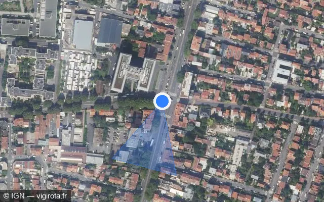 Vue satellite de l'emplacement du radar de feu rouge à Cachan sur Avenue Aristide Briand / D 920
