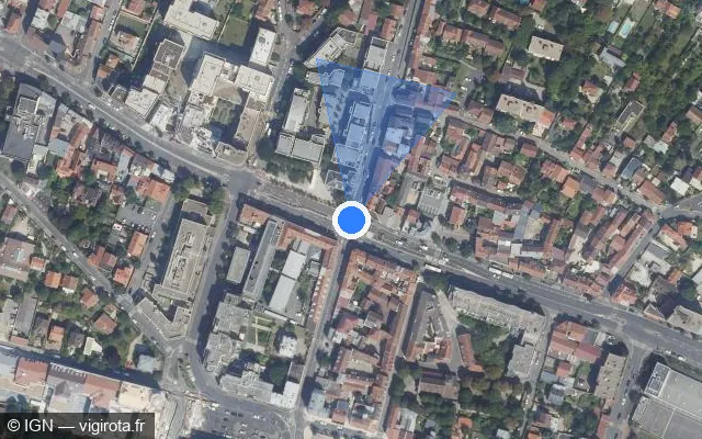 Vue satellite de l'emplacement du radar de feu rouge à Champigny-sur-Marne sur Rue Albert Thomas / D 130A