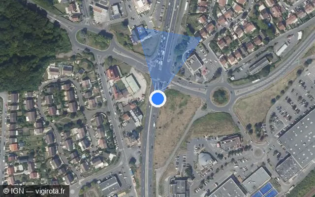 Vue satellite de l'emplacement du radar de feu rouge à Groslay sur D 301