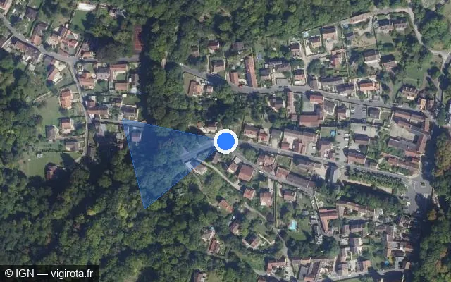 Vue satellite de l'emplacement du radar de feu rouge à Vauréal sur Rue de l'Ancienne Mairie / D 922