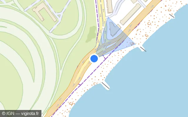 Vue plan de l'emplacement du radar de feu rouge à Cagnes-sur-Mer sur Promenade de l'Hippodrome / M 6098