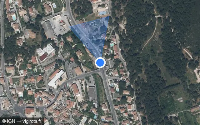 Vue satellite de l'emplacement du radar de feu rouge à Les Pennes-Mirabeau sur Avenue François Mitterrand / D 113