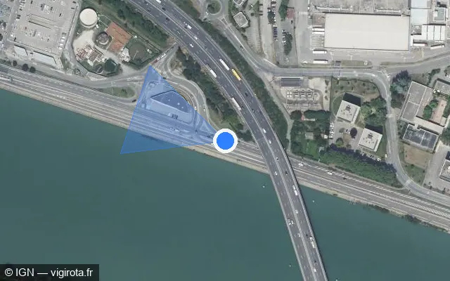 Vue satellite de l'emplacement du radar de feu rouge à Saint-Romain-en-Gal sur D 1407 / Boulevard du Rhône