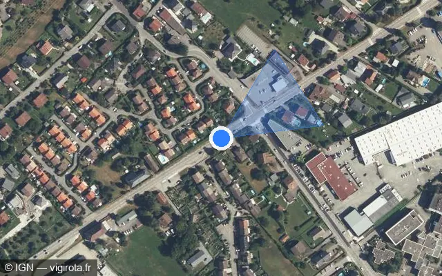 Vue satellite de l'emplacement du radar de feu rouge à Gilly-sur-Isère sur Avenue Général de Gaulle / D 990
