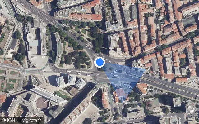 Vue satellite de l'emplacement du radar de feu rouge à Toulon sur A 50 / Tunnel de Toulon
