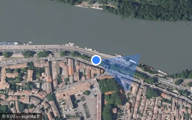Vue satellite de l'emplacement du radar de feu rouge à Avignon sur Boulevard du Quai Saint-Lazare
