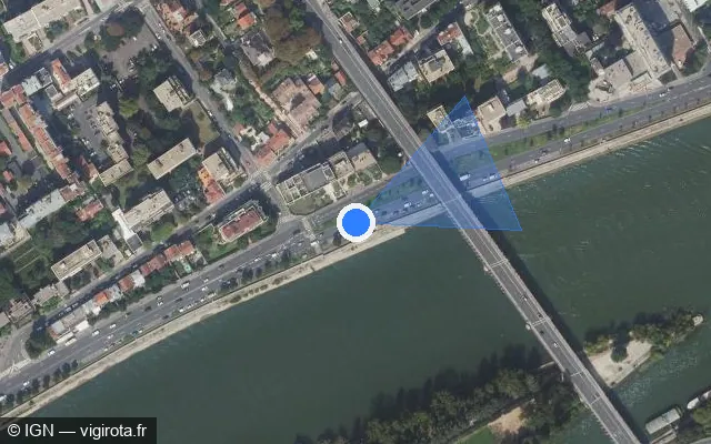 Vue satellite de l'emplacement du radar tourelle à Levallois-Perret sur Quai du Maréchal Joffre / D 7