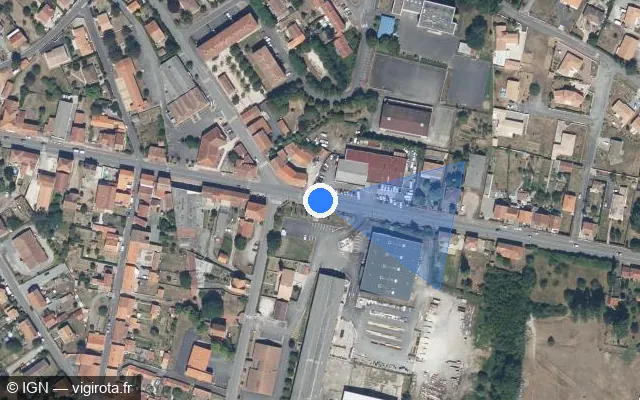 Vue satellite de l'emplacement du radar de feu rouge à Terres-de-Haute-Charente sur Rue Nationale / D 941