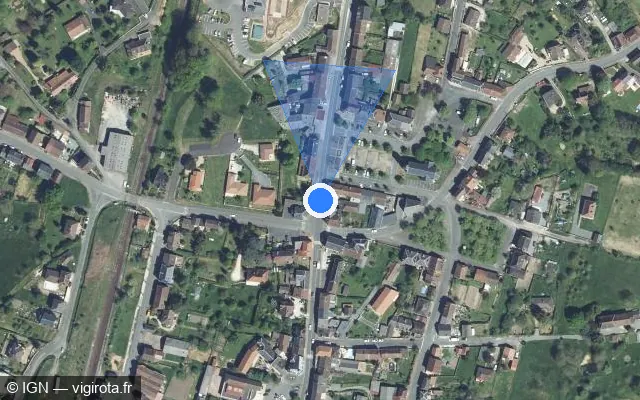 Vue satellite de l'emplacement du radar de feu rouge à La Coquille sur Rue de la République / N 21
