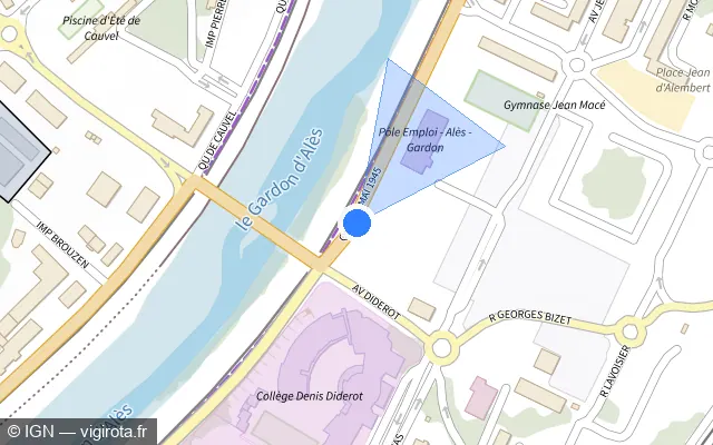 Vue plan de l'emplacement du radar de feu rouge à Alès sur Quai du 8 Mai 1945 / N 106