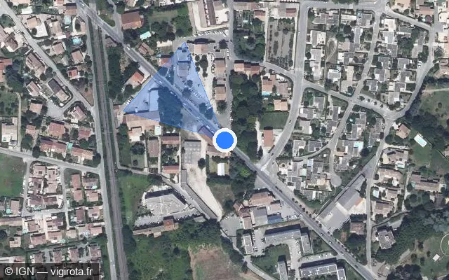 Vue satellite de l'emplacement du radar de feu rouge à Pont-Saint-Esprit sur Avenue Kennedy / D 6086