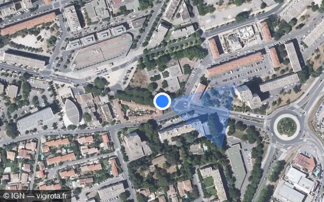 Vue satellite de l'emplacement du radar de feu rouge à Nîmes sur Avenue Bir-Hakeim