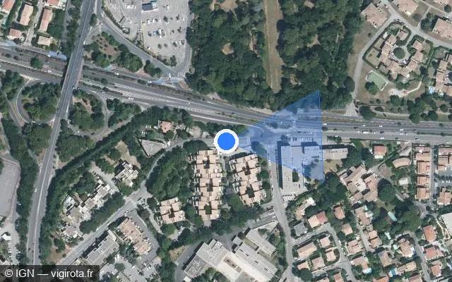 Vue satellite de l'emplacement du radar de feu rouge à Montpellier sur Rue François Dezeuze