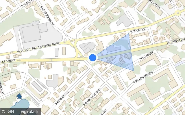 Vue plan de l'emplacement du radar de feu rouge à Béziers sur Avenue Rhin et Danube