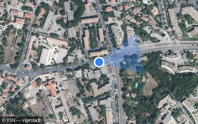 Vue satellite de l'emplacement du radar de feu rouge à Montpellier sur Avenue de la Justice de Castelnau